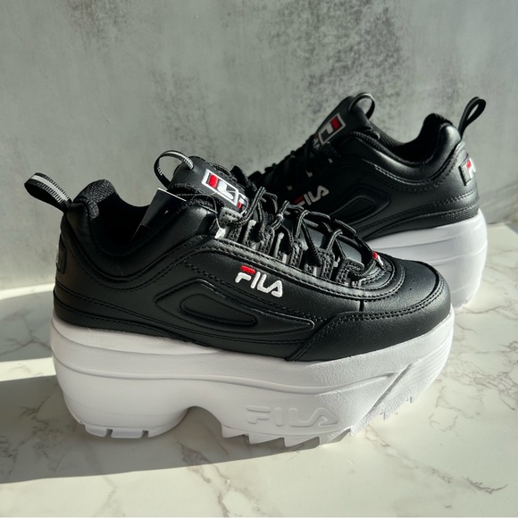 Women’s Fila Disruptor Platform Wedge 🖤 - Picture 5 of 13